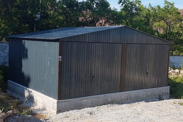 Plechová garáž 6x7 m - grafit tmavý