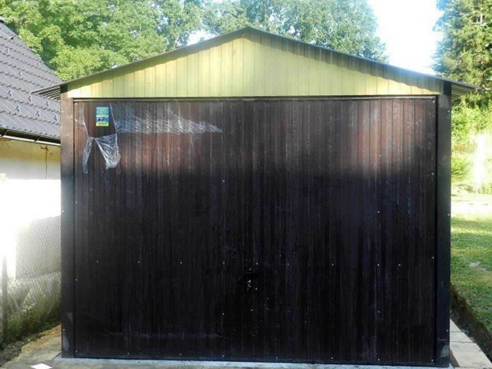 Plechová montovaná garáž 3×10 - hnědá/písková