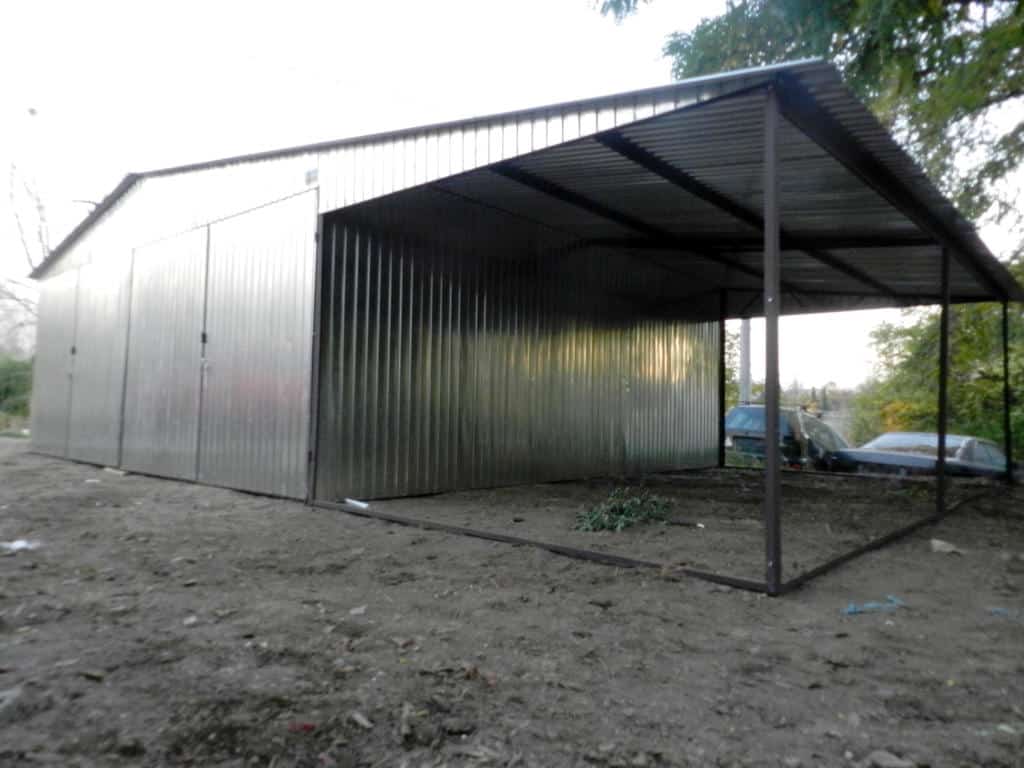 Plechová garáž 6x6 m - stříbrná