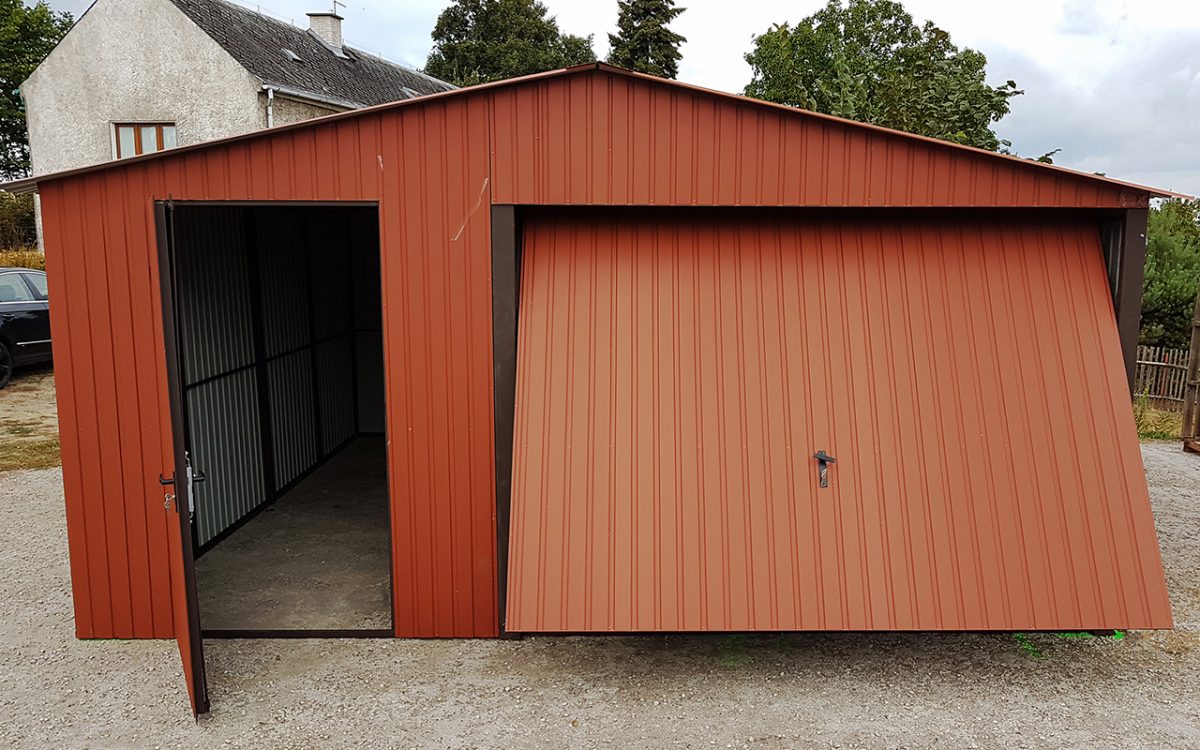 Plechová garáž 5x5m - světle hnědá