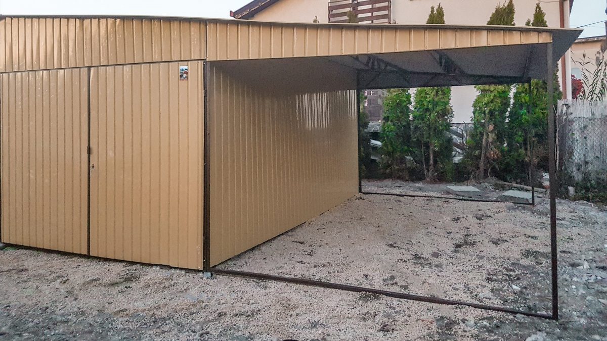 Plechová garáž 6x5m písková+ přístřešek