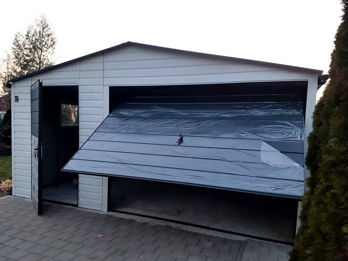 Blaszany garaż 5x6,5m - biały/grafit