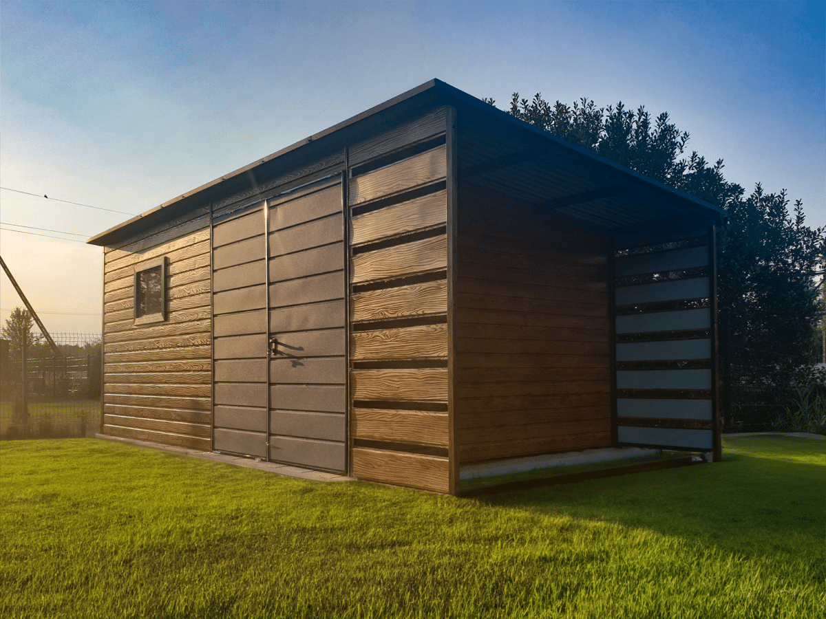 3 1 - Domek ogrodowy 5×3 m + zadaszenie 1x3 m – złoty dąb ciemny/ ciemny grafit matowy