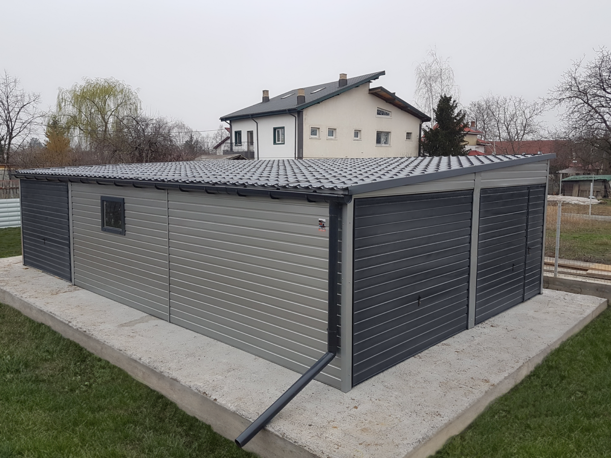 1 1 - Blaszany garaż 6×10m - srebrny/ ciemny grafit